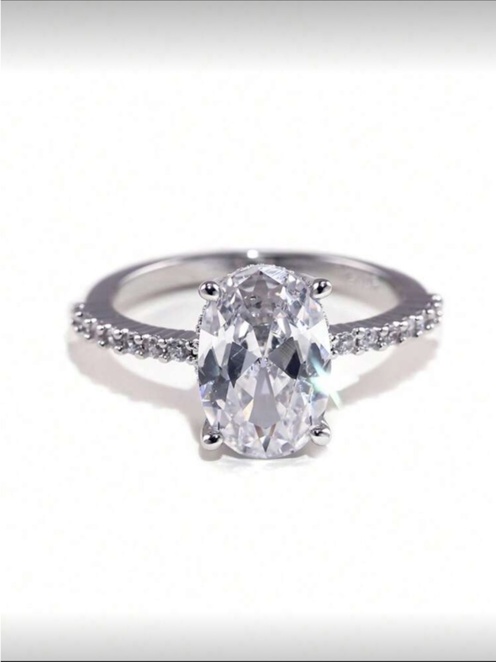 Silver ring - Picture 2 of 2